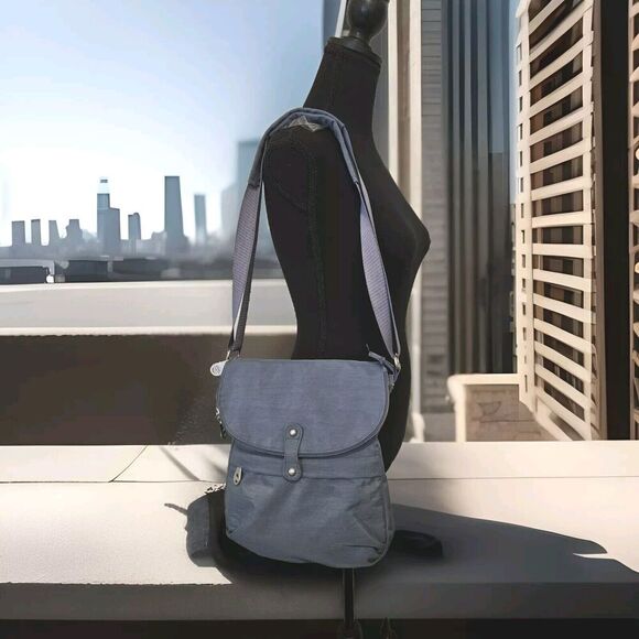 Baggallini Dublin Blue Nylon Crossbody Shoulder Bag EUC 10x12x3 - Picture 1 of 12